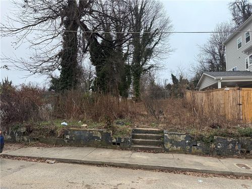 872 T P Burruss Sr Dr Sw, Atlanta, GA, 30314-3615 | Card Image