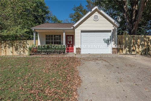 3206 W Oakfield St, Fayetteville, AR, 72704-6768 | Card Image