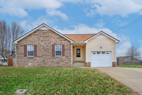 1325 Meredith Way, Clarksville, TN, 37042-8541 | Card Image