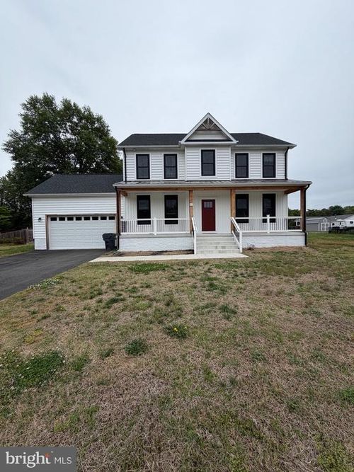 43 Lee St, Montross, VA, 22520-2781 | Card Image