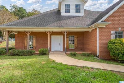 7319 Creek Trace Boulevard, House other with 4 bedrooms, 2 bathrooms and null parking in Bessemer AL | Image 2