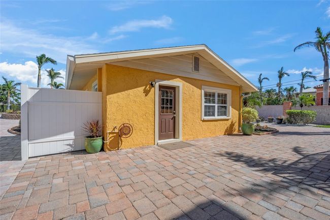 Guest House - Side Door off the Kitchen | Image 41
