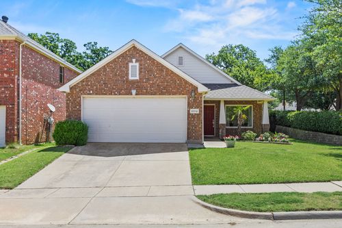 3312 Versante Dr, Bedford, TX, 76021-4081 | Card Image
