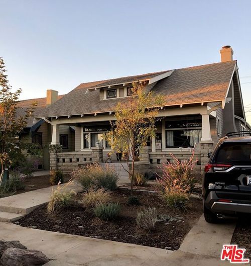 2345 W 30th St, LOS ANGELES, CA, 90007 | Card Image