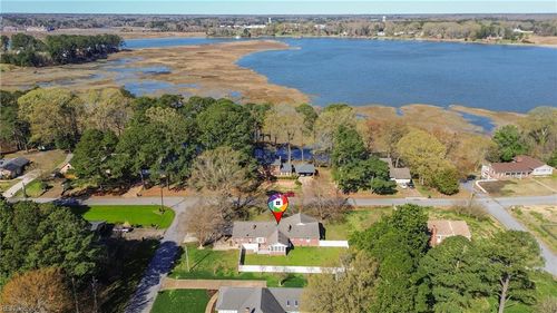 307 Ridgeland Dr, Smithfield, VA, 23430-1500 | Card Image