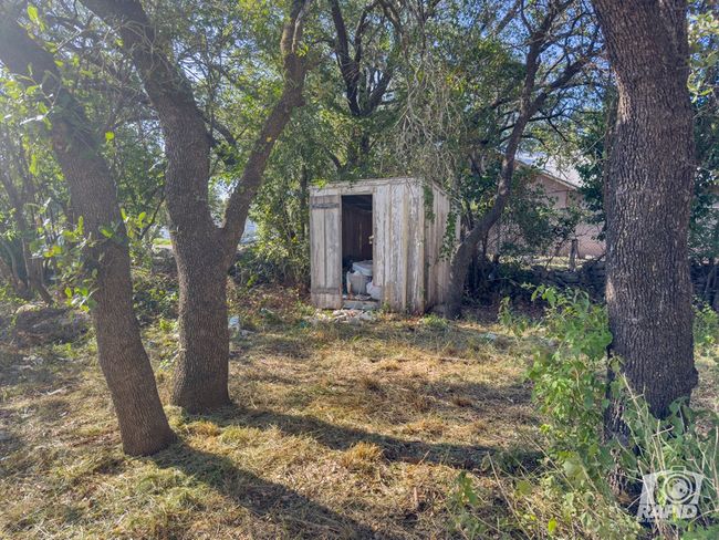 901 S Walnut St, House other with 3 bedrooms, 2 bathrooms and null parking in BRADY TX | Image 11