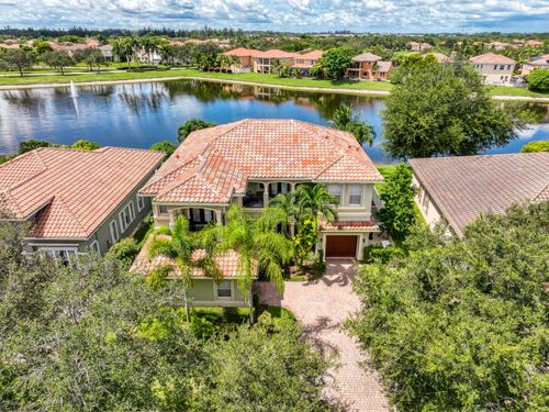 410 Cresta Cir, West Palm Beach, FL, 33413-1042 | Card Image