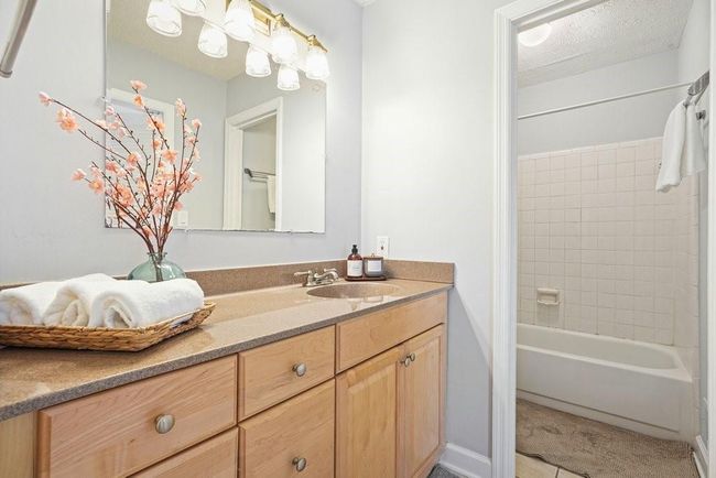 4977 Meadow Ln, Condo with 3 bedrooms, 3 bathrooms and 1 parking in Marietta GA | Image 13