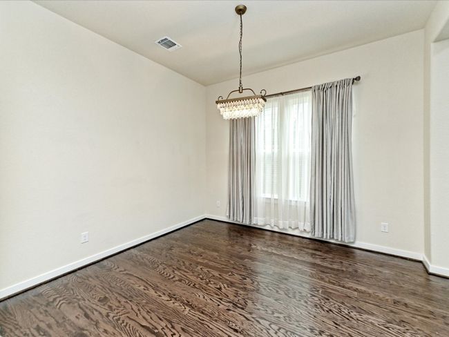 Office at entry with tall double doors | Image 6