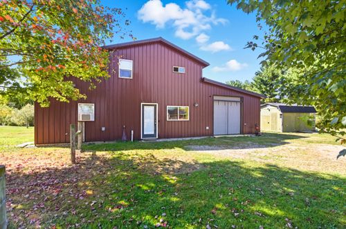 18245 Waterford Rd, Fredericktown, OH, 43019-9571 | Card Image