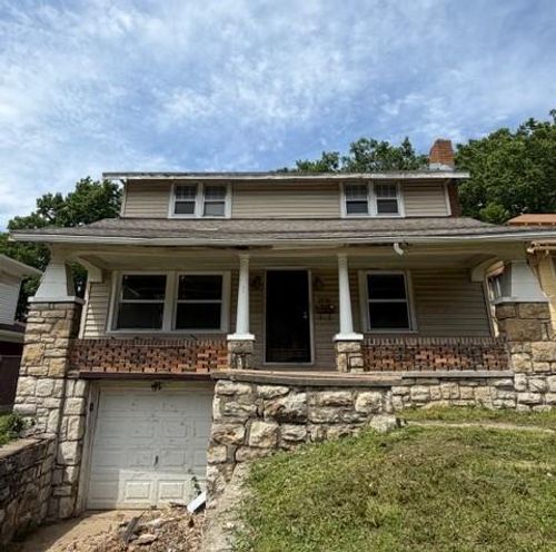 1210 Washington Blvd, Kansas City, KS, 66102-2966 | Card Image