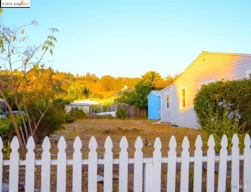 1244 Liberty St, El Cerrito, CA, 94530-2309 | Card Image