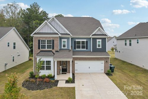 299 Hamptons Cove Rd, Troutman, NC, 28166-8902 | Card Image