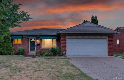 29146 Palomino Drive, Warren, MI, 48093 | Card Image
