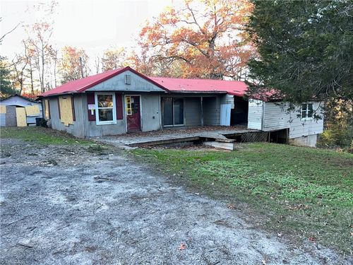 3410 Gragg Price Ln, Hudson, NC, 28638-9225 | Card Image