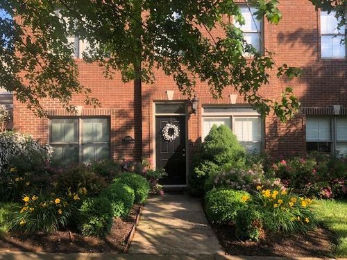 1009 Star Shoot Pkwy, Lexington, KY, 40509 | Card Image