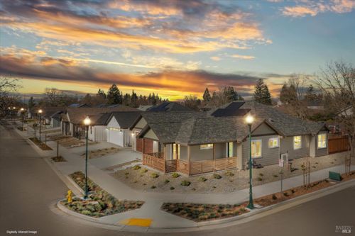 101 Maywood Lane, Windsor, CA, 95492 | Card Image