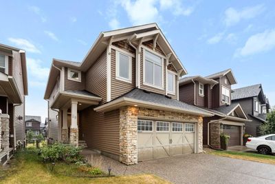 28 Cougar Ridge Manor Sw, House detached with 6 bedrooms, 3 bathrooms and 4 parking in Calgary AB | Image 2