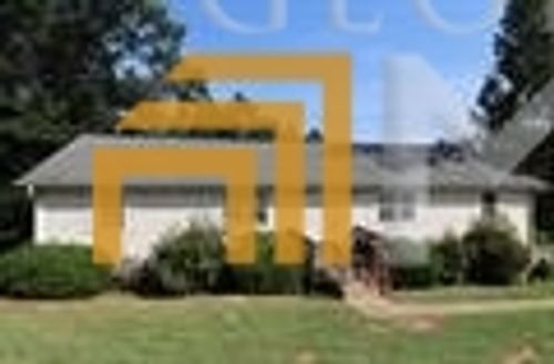unit-b-1820 N Ridge Dr, Milledgeville, GA, 31061-2290 | Card Image