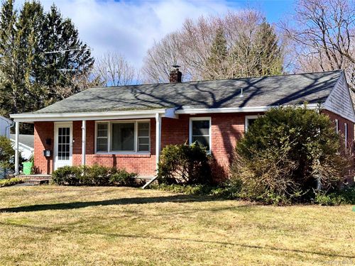 10 Smith St, Red Hook, NY, 12571-1602 | Card Image