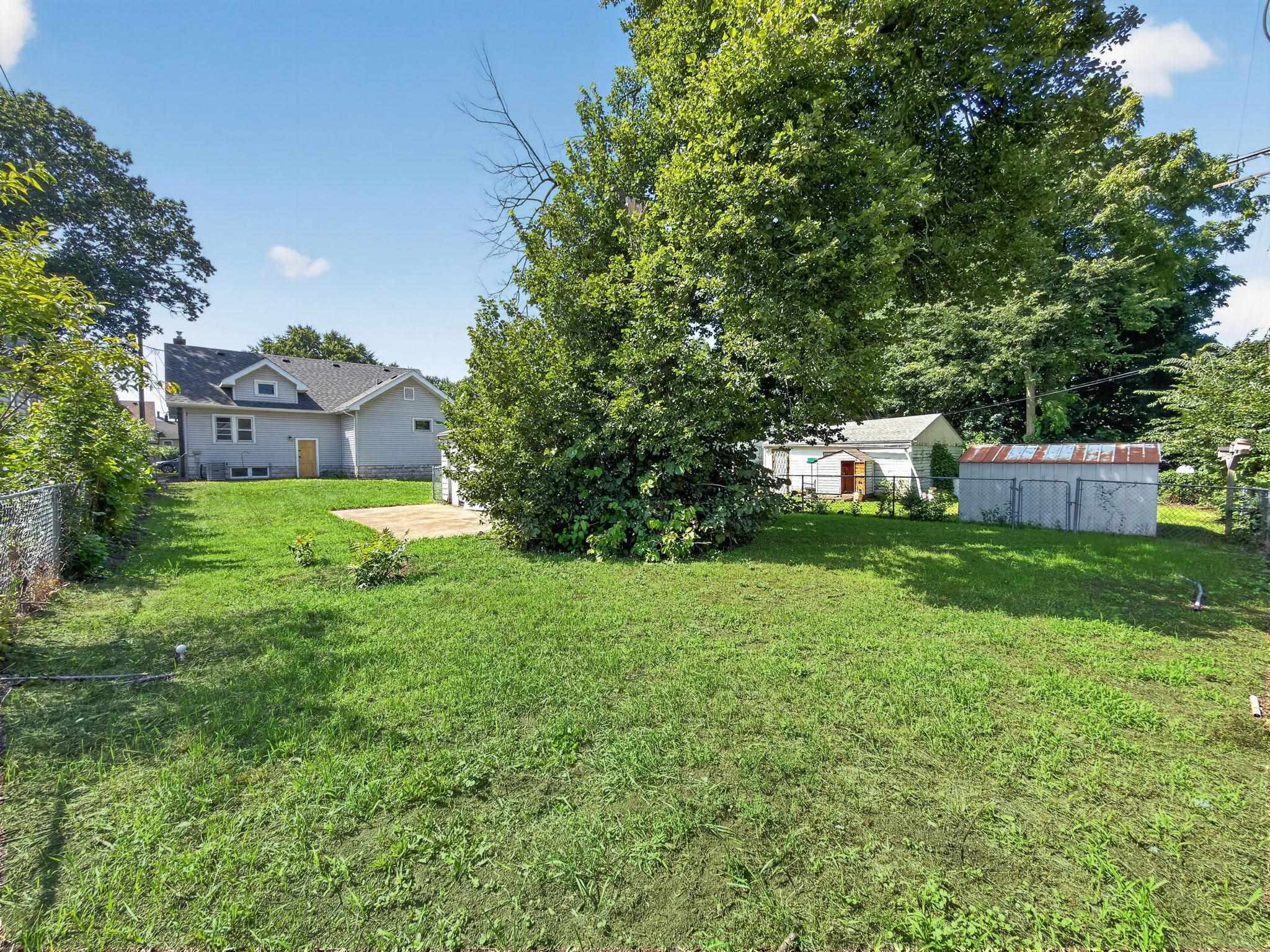 Residential in ROCKFORD 4