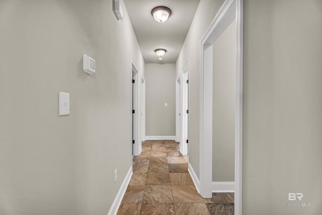 Hallway to Additional Bedrooms | Image 22