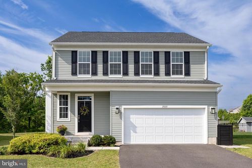 2005 Morgan Creek Dr, QUAKERTOWN, PA, 18951-2777 | Card Image