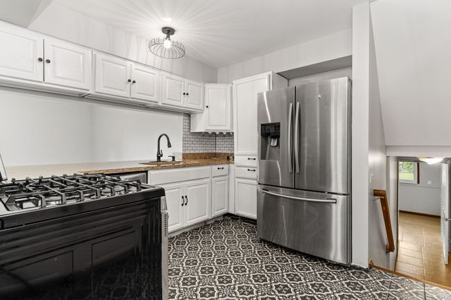 16592 Country Club Dr, House other with 3 bedrooms, 2 bathrooms and null parking in Livonia MI | Image 9