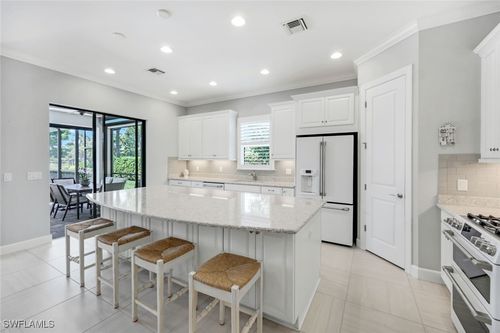 8396 Promoso Ct, NAPLES, FL, 34114-2881 | Card Image