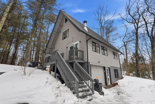 2 Fenton St, Holland, MA, 01521-2424 | Card Image