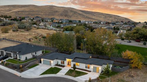 736 Mara Loop, Richland, WA, 99352-5562 | Card Image