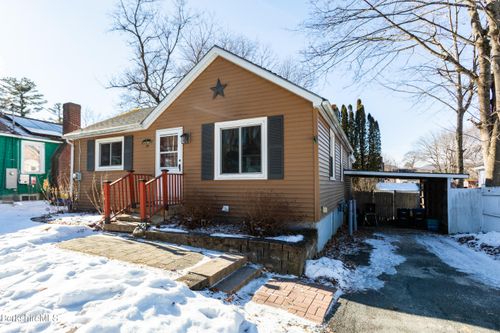 30 Pinehurst Ave, Pittsfield, MA, 01201-2228 | Card Image