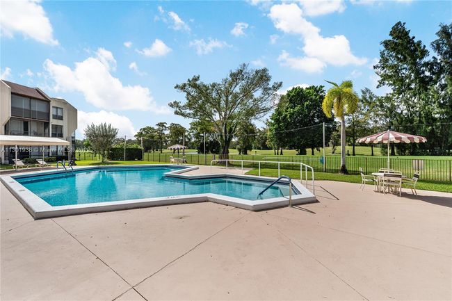 APT-106 - 6451 N University Dr, Condo with 2 bedrooms, 2 bathrooms and null parking in Tamarac FL | Image 27