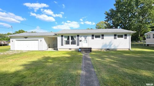 520 N 27th St, Herrin, IL, 62948-1108 | Card Image