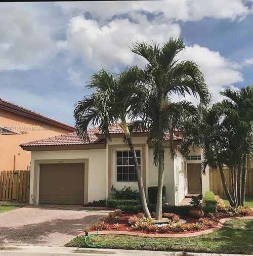12010 Sw 135th Ter, Miami, FL, 33186-6535 | Card Image
