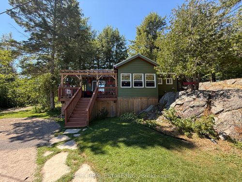 {{alt}} | Card Image