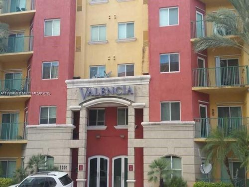 apt-308-6001 Sw 70th St, South Miami, FL, 33143-3425 | Card Image