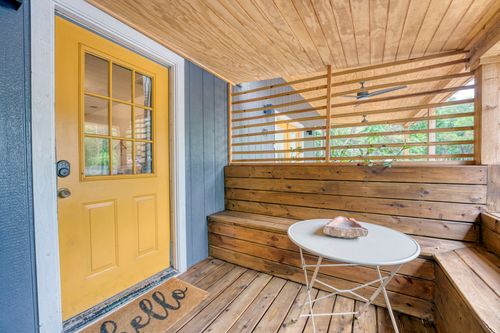 b-97 Lynn St, Austin, TX, 78702-4558 | Card Image