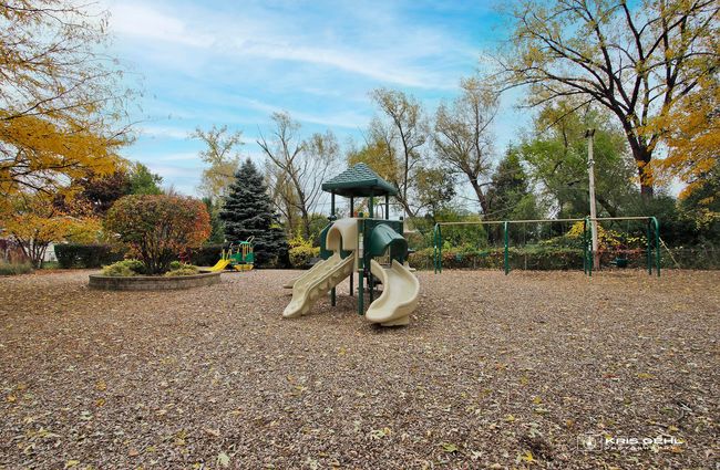 36463 N Streamwood Dr, House other with 3 bedrooms, 2 bathrooms and 2 parking in Gurnee IL | Image 12