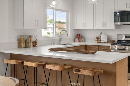 192 Dorena, Newbury Park, CA, 91320 | Card Image