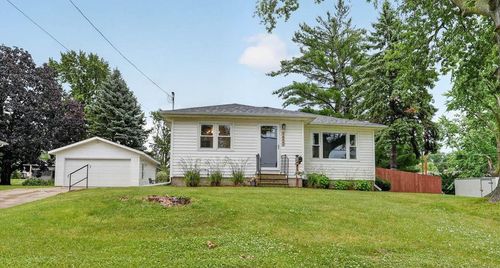 1453 Hammond Ave, Waterloo, IA, 50702-3411 | Card Image