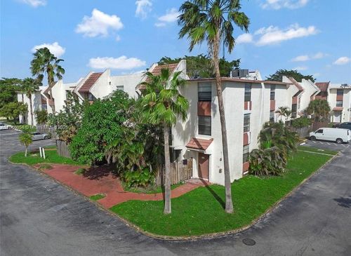 apt-201-1744 Nw 55th Ave, Lauderhill, FL, 33313-4851 | Card Image