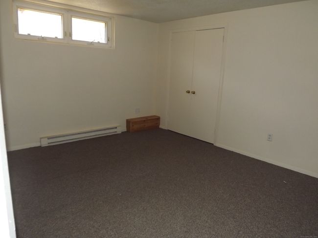 B - 7 White Oak Condo Lane, Condo with 2 bedrooms, 1 bathrooms and 2 parking in Mansfield CT | Image 8