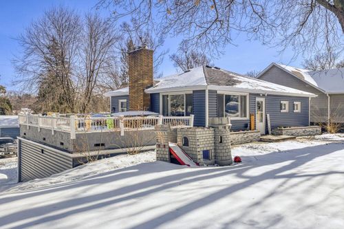 1800 Edward St, Maplewood, MN, 55109-4238 | Card Image