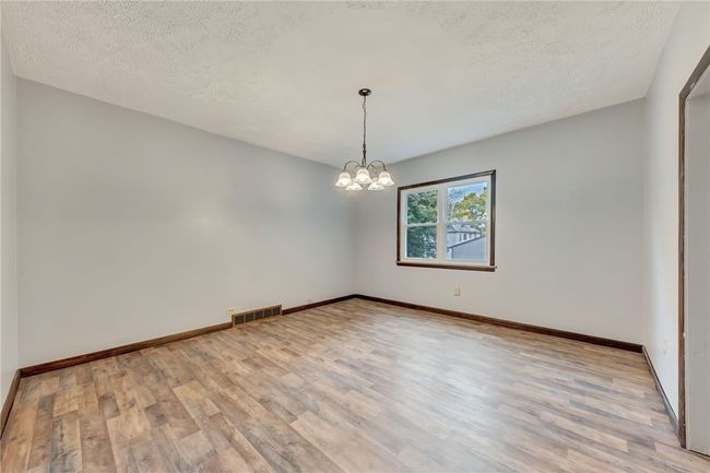 328 E Moody Ave, House other with 3 bedrooms, 2 bathrooms and null parking in New Castle PA | Image 18