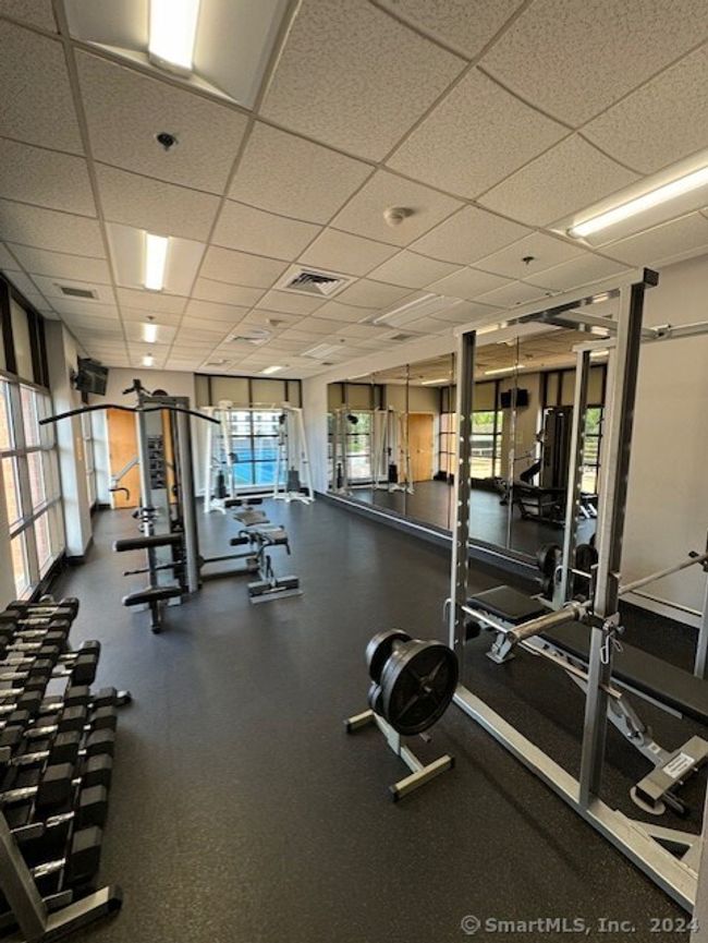 APT-503 - 235 E River Dr, Condo with 3 bedrooms, 2 bathrooms and 2 parking in East Hartford CT | Image 31