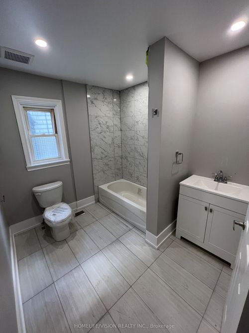 main-unit-b-22 Kirkland St W, Kirkland Lake, ON, P2N2G3 | Card Image