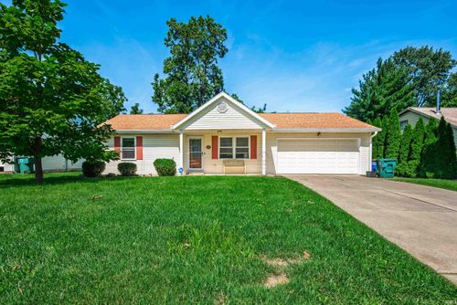402 W Cromer Ave, Muncie, IN, 47303-1816 | Card Image