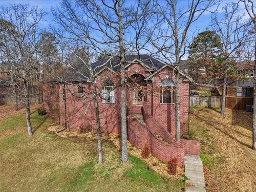 114 Beaver Creek Ln, Maumelle, AR, 72113-5937 | Card Image