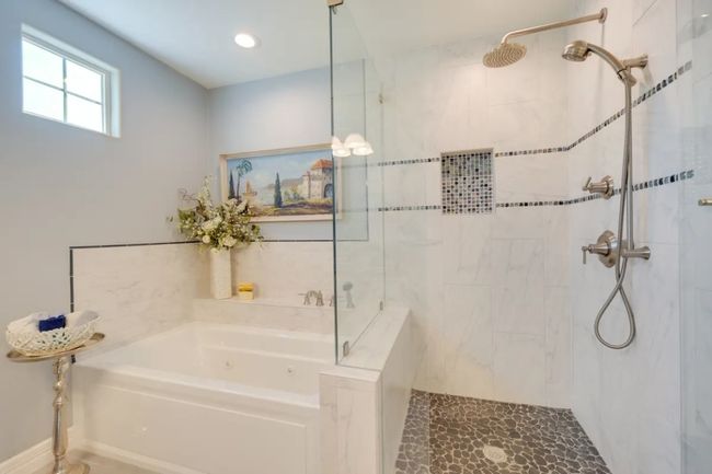 Full bath with a tub with jets, a tile shower, and recessed lighting | Image 21